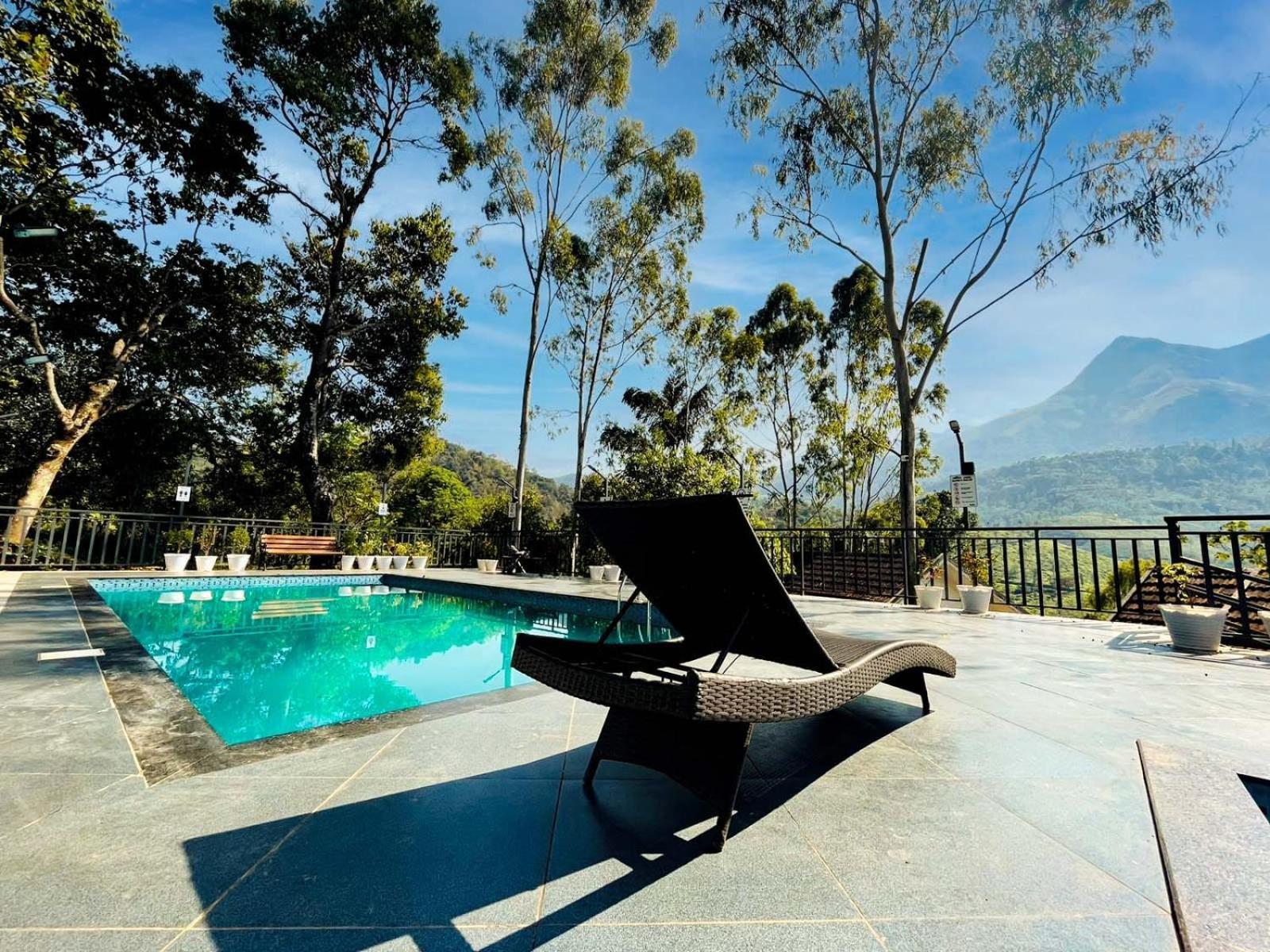 Dazzle Villa Resort Kalpetta Bagian luar foto